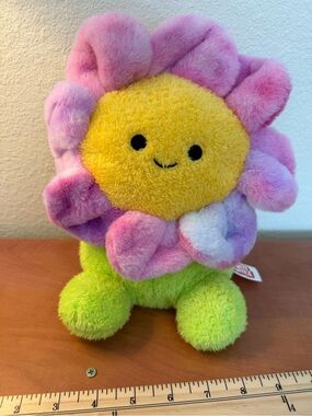 Bum Bumz flower Jess the Flower plush.